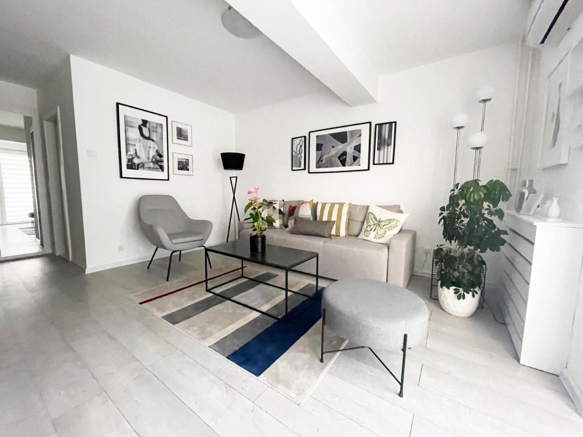 Central Lux Bajina Basta Exteriér fotografie